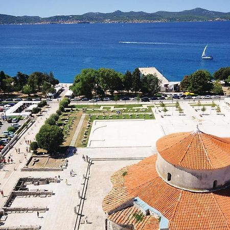 One-Bedroom Apartment In Zadar Bagian luar foto